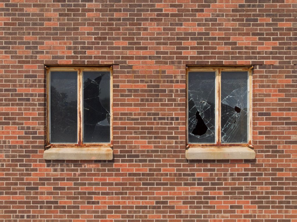 tim arterbury 5Uh wTSz q0 unsplash - Aluminium Bending Specialists