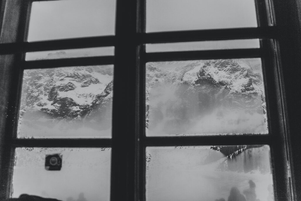 condensation window - Aluminium Bending Specialists